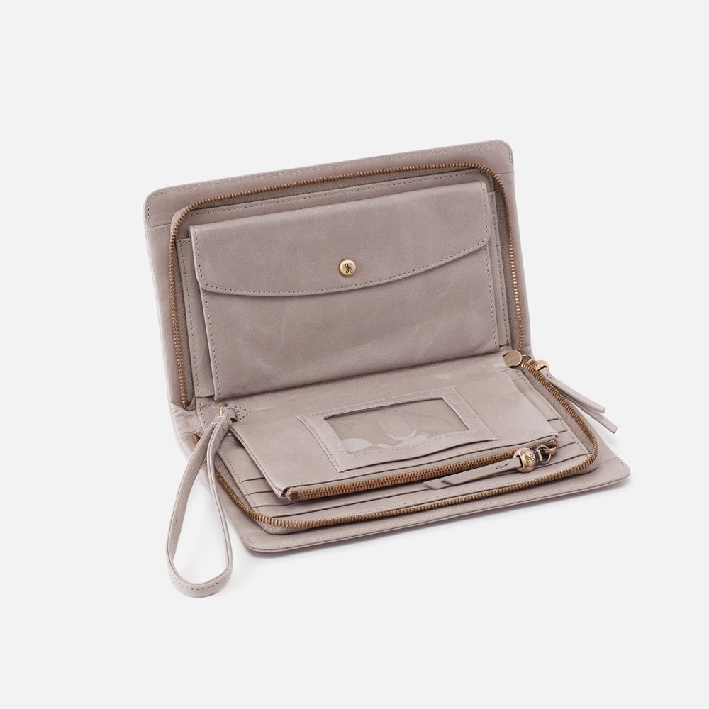 Womens Hobo Evolve Wristlet Clutch Wallet in Driftwood